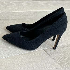 Brooks Brothers Red Fleece Black Floral Lace Point-toe Pumps 🎉Host Pick🎉